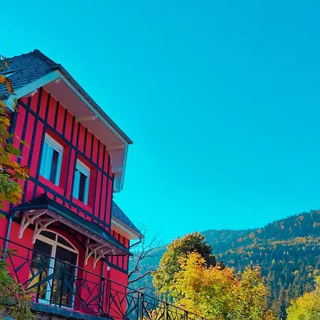 Mountain Getaway - Nordic Hot Tub, Warmth & Nature 샬레 *